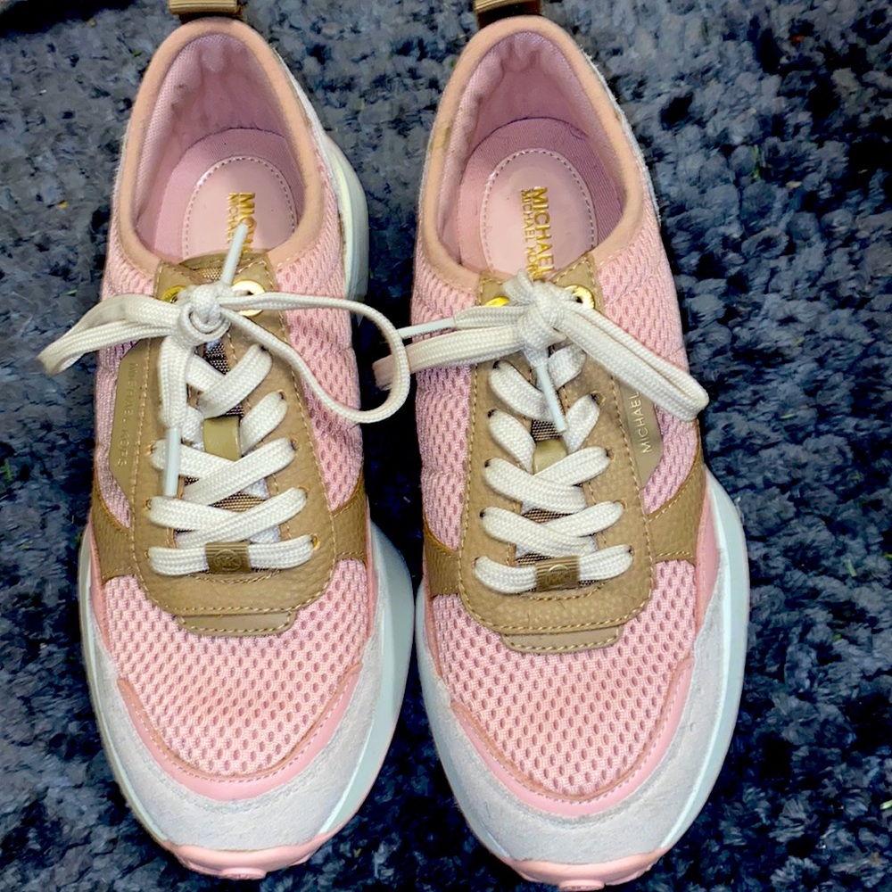 Brand new Michael Kors women’s “Flynn” sneakers